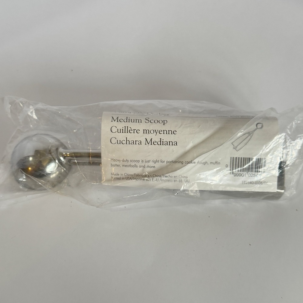 Pampered Chef Stainless Steel Medium Portioning Measuring Scoop New & Sealed